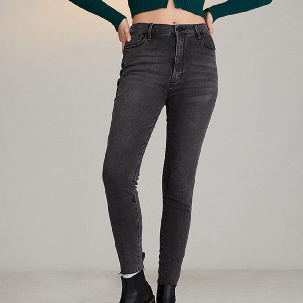 Black High Rise Jeans